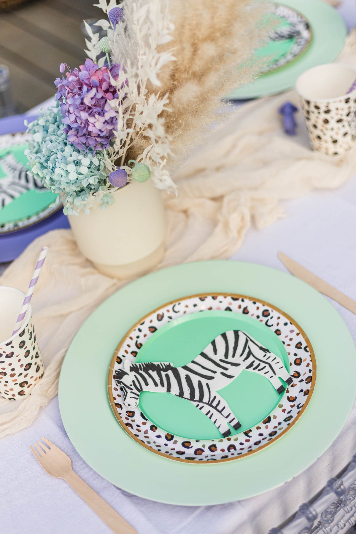 Leopard Plates
