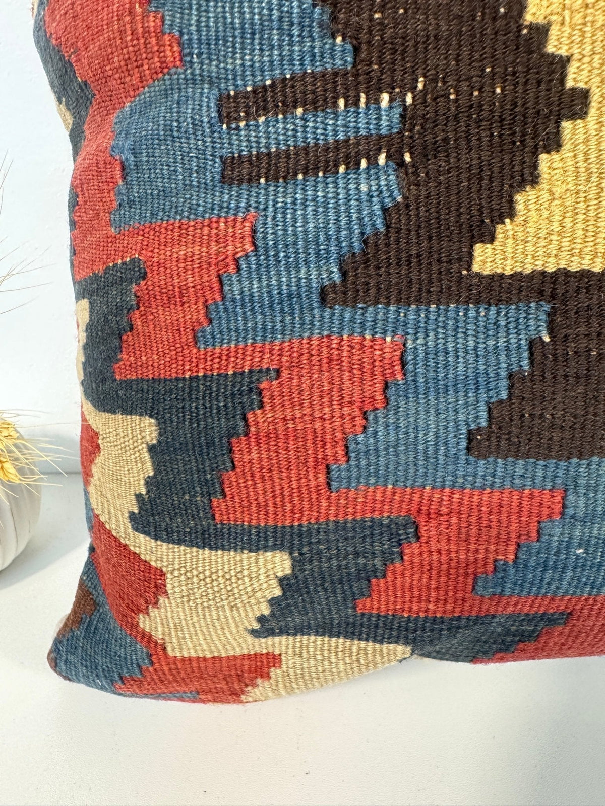 Pillow No. 012 | 16" x 16"