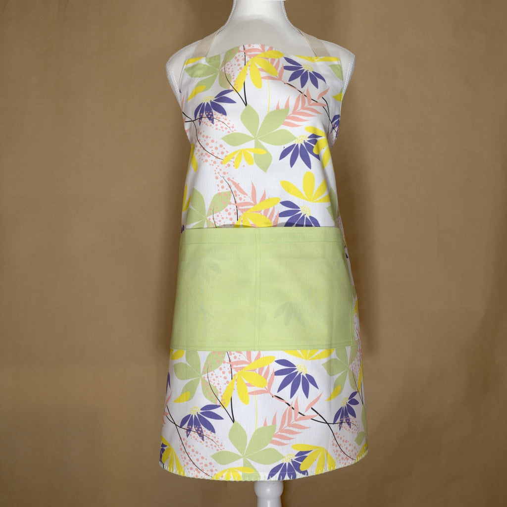 Pollen Up: An Apron That Really Fits