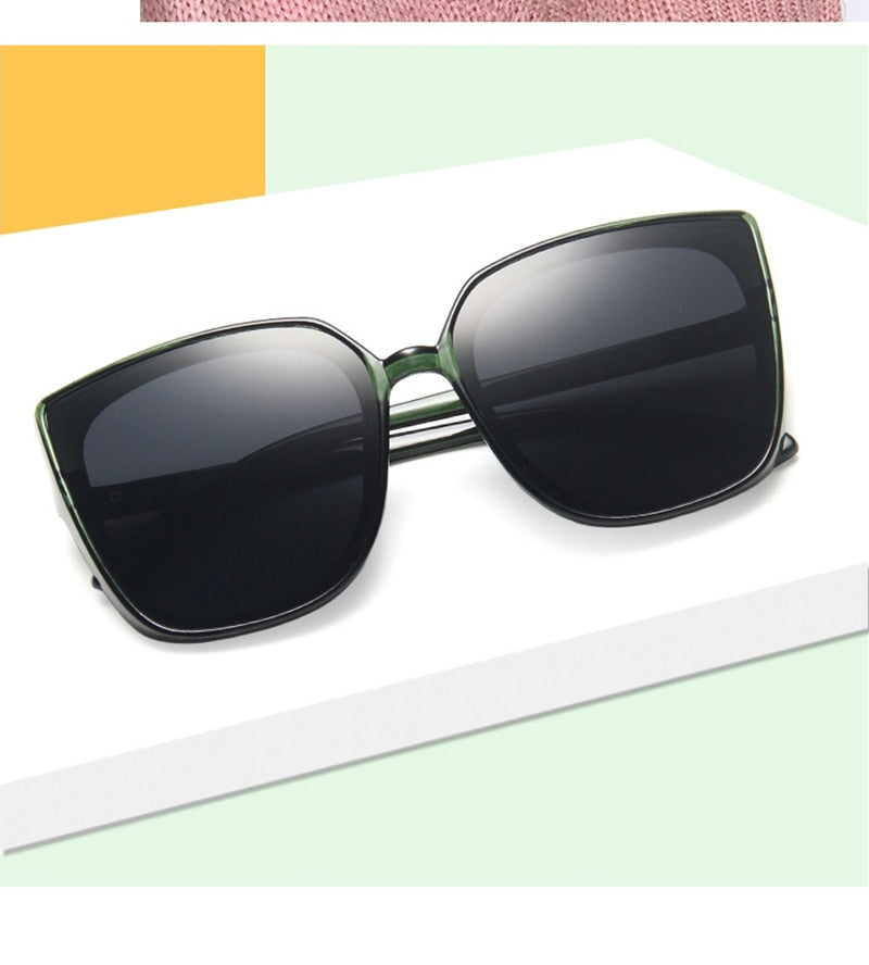CatEye Lens