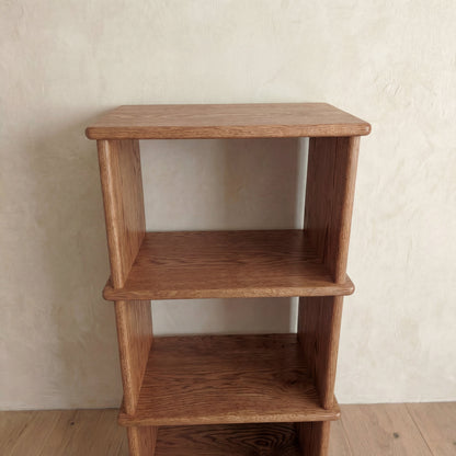 Small bookshelf in red oak