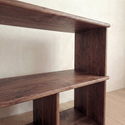 Console bookcase in walnut