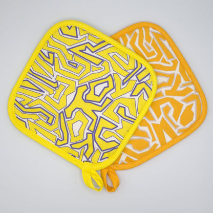Squiggles: Fun Cotton Oven Mitt and Pot Holde