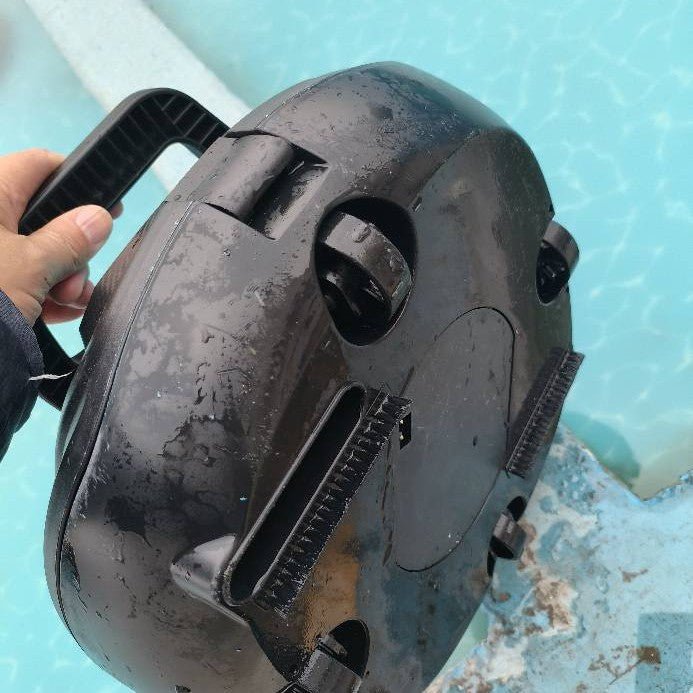 Swimming Pool Cleaning Robot Swimming Pool Vacuum Cleaner - Royal Eagles Promise of Peace