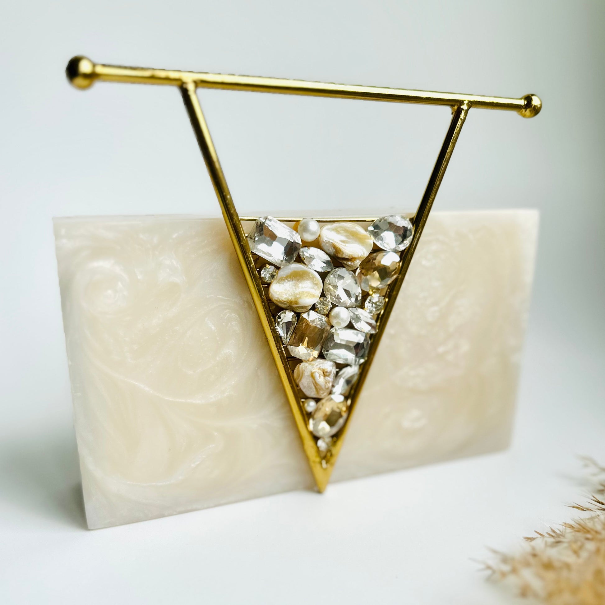 The V Clutch - Products Added