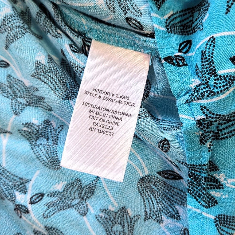 Women's Northern Reflections Blue Floral Button - Up Sleeveless Blouse [XL] - Products Added