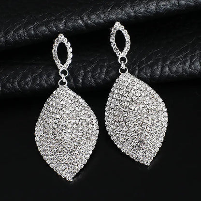 Fashionable Women's Earrings with Rhinestone Design E615